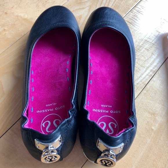 Soto Massini Black Ballet Flats - Picture 4 of 8